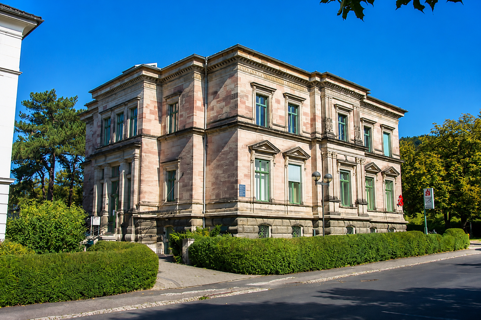 Behandlungsraum der Naturheilpraxis Meiningen